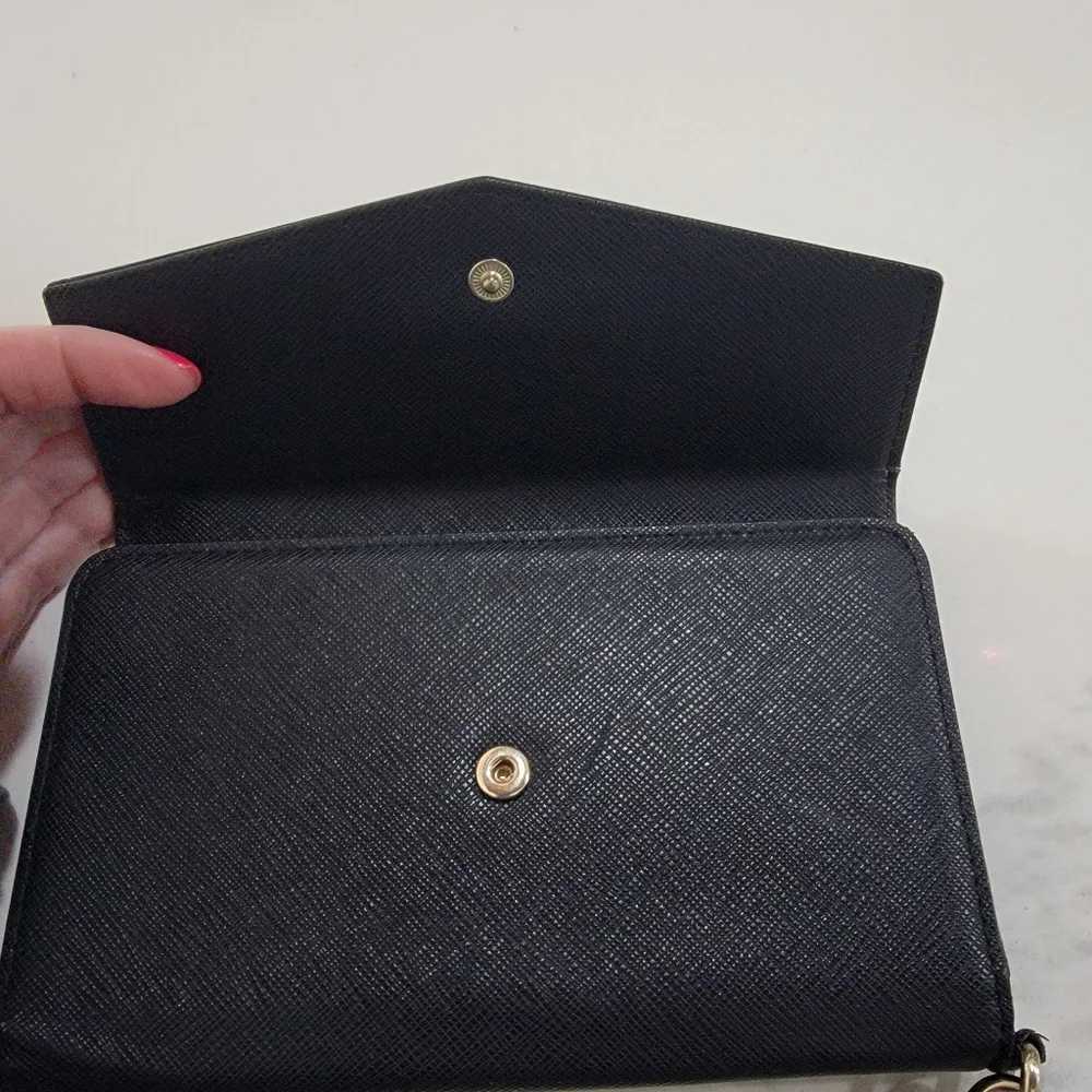 Kate Spade Black Wristlet Clutch